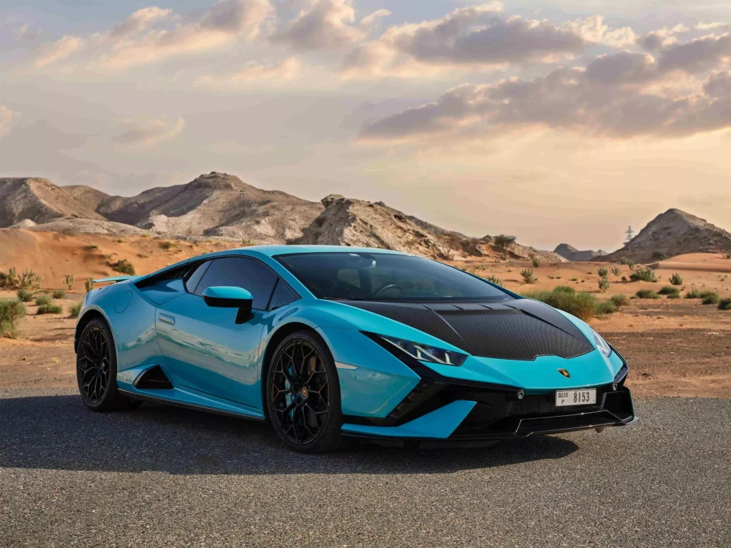 Short Term Vs. Long Term - Which Lamborghini Rental Plan Wins?